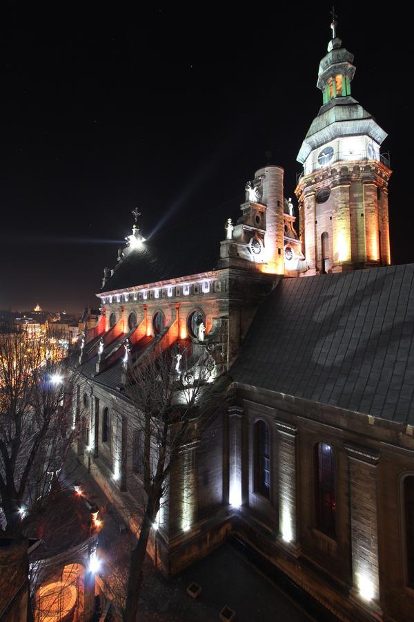 Lviv Amazing Rooftop Apartment Dış mekan fotoğraf