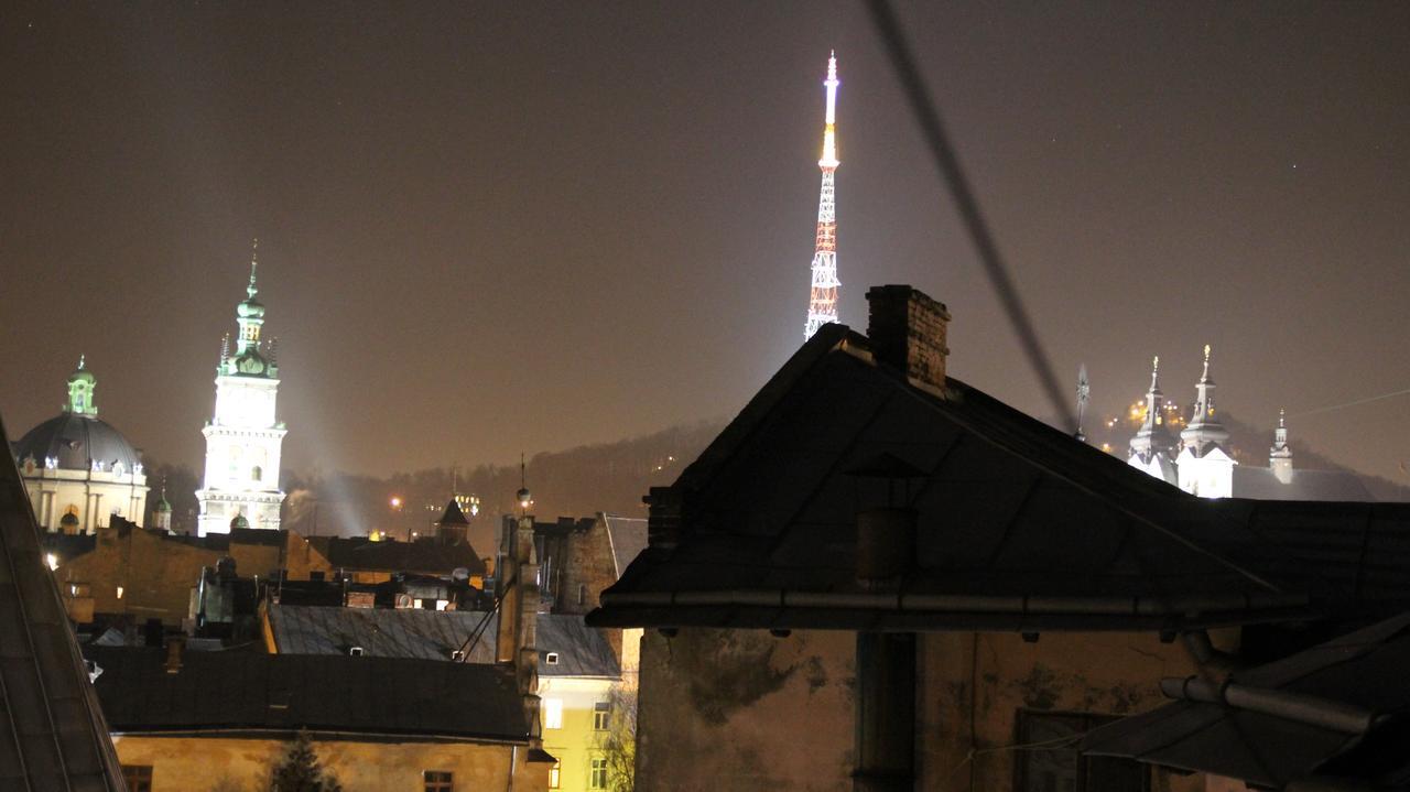 Lviv Amazing Rooftop Apartment Dış mekan fotoğraf